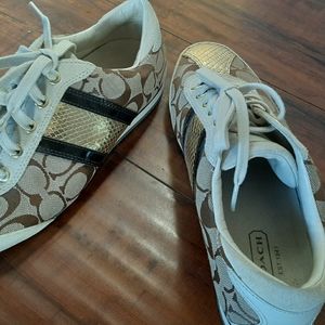 Coach shoes in excellent condition